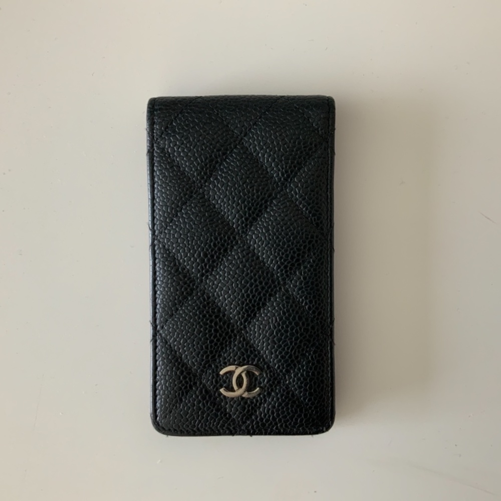 100% Auth CHANEL Black Caviar Leather iPhone Case